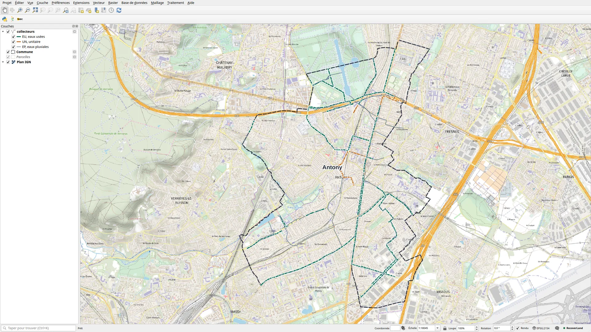QGIS view of Antony with departmental sewers on the Plan IGN basemap.