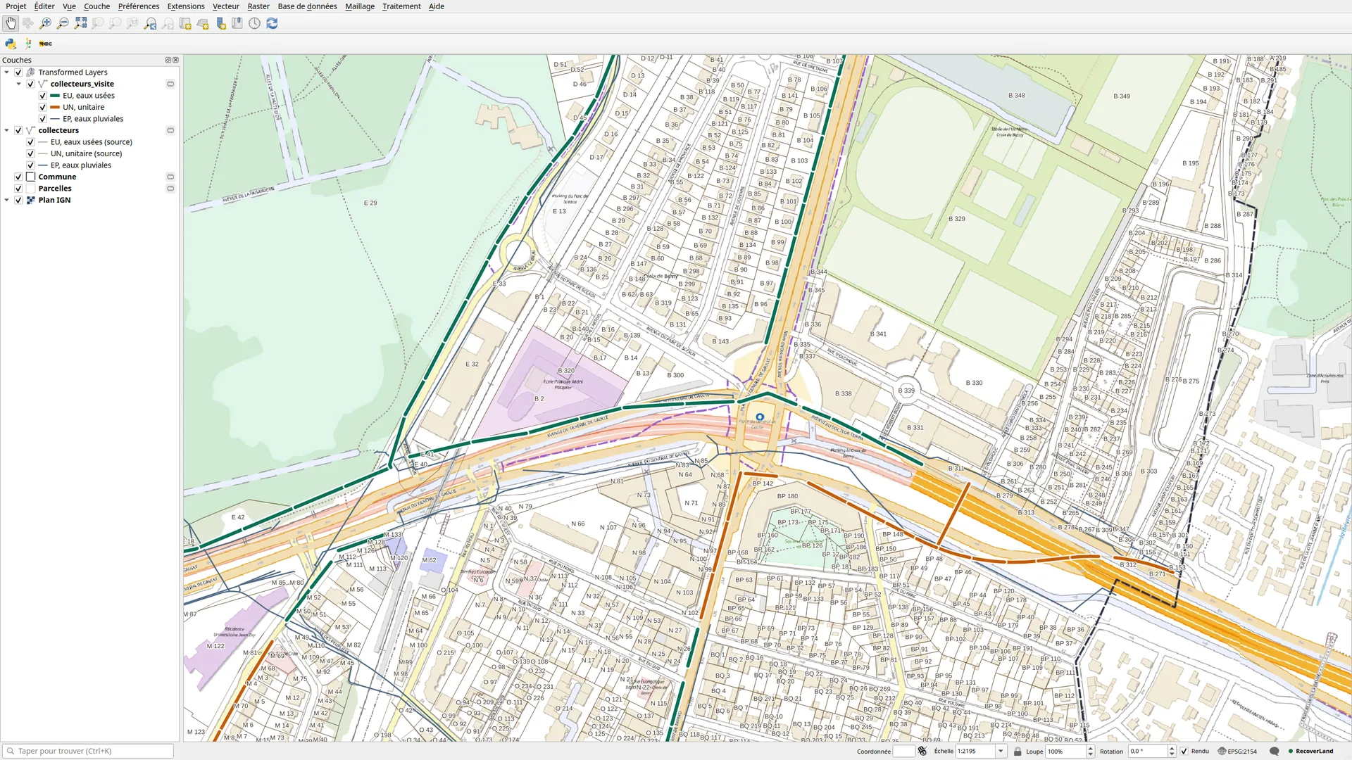 Visit layer drawn over the Antony network, storm sewers left on the source.